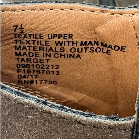 Mossimo Supply Co. Brown Suede Heeled Ankle Boots Size 7 1/2 Women's - Picture 4 of 9